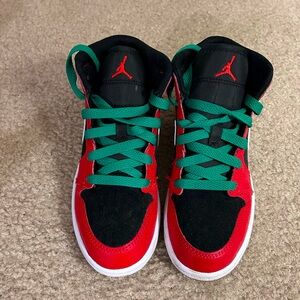 Boys Jordan Air Retro Sneakerss